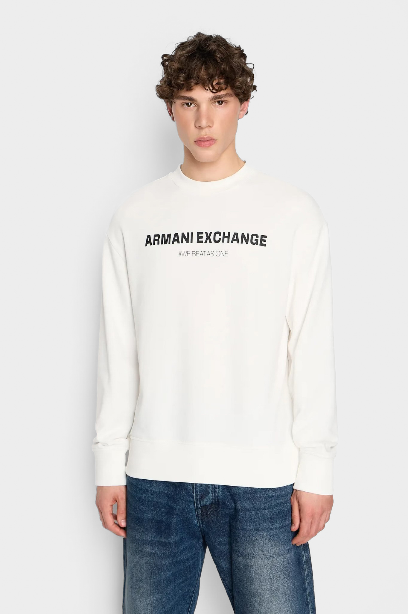 Белый свитшот Armani Exchange
